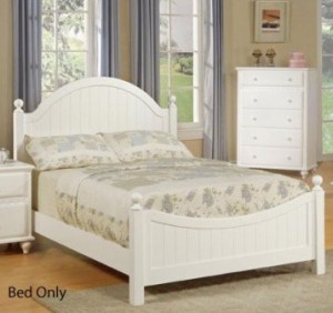 white-sleigh-bed